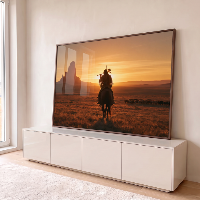 Quadro Decorativo Cavaleiro Indígena ao Pôr do Sol | quadros decorativos para sala | cavaleiro indígena de costas ao pôr do sol com rocha ao fundo | em Quadros para Sala | Porao dos Quadros