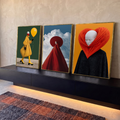 Quadro Decorativo Kit 3 Telas Surreal com Figuras para Sala | quadros decorativos para sala | tríptico surreal com figuras de rosto branco em cenários amarelo, vermelho e laranja | em Quadros para Sala | Porao dos Quadros
