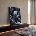 Águia-de-cabeça-branca pintada a óleo em galho coberto de neve, fundo escuro de floresta, quadro decorativo
