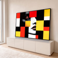Rosto de mulher em preto e branco fragmentado por blocos geométricos vermelhos, amarelos e pretos, quadro decorativo