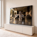 Quadro Decorativo Grande Tigre Sentado para Sala Branco | quadros decorativos para sala | tigre branco de olhos azuis sentado em hall com carro esportivo ao fundo | em Quadros para Sala | Porao dos Quadros