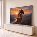 Quadro Decorativo Grande Mulher Indígena Águia para Sala | quadros decorativos para sala | mulher indígena com roupas de couro e águia pousada no ombro ao pôr do sol nas montanhas | em Quadros para Sala | Porao dos Quadros