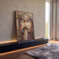 Quadro Decorativo Grande Nossa Senhora Dourado para Sala | quadros decorativos para sala | Nossa Senhora em prece com manto em mosaico dourado e halo de vitral colorido | em Quadros para Sala | Porao dos Quadros