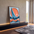 Veleiro navegando entre ondas azuis e laranja diante de grande sol em colagem de papel, quadro decorativo