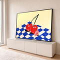 Pintura de duas cerejas vermelhas e flor rosa sobre toalha xadrez azul com fundo amarelo, quadro decorativo