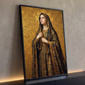 Quadro Decorativo Grande Nossa Senhora Véu Bordado para Sala | quadros decorativos para sala | Nossa Senhora com véu bordado dourado e terço, fundo em mosaico dourado | Porao dos Quadros
