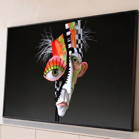Rosto surreal escultural com olho gigante colorido e xadrez sobre fundo preto, quadro decorativo