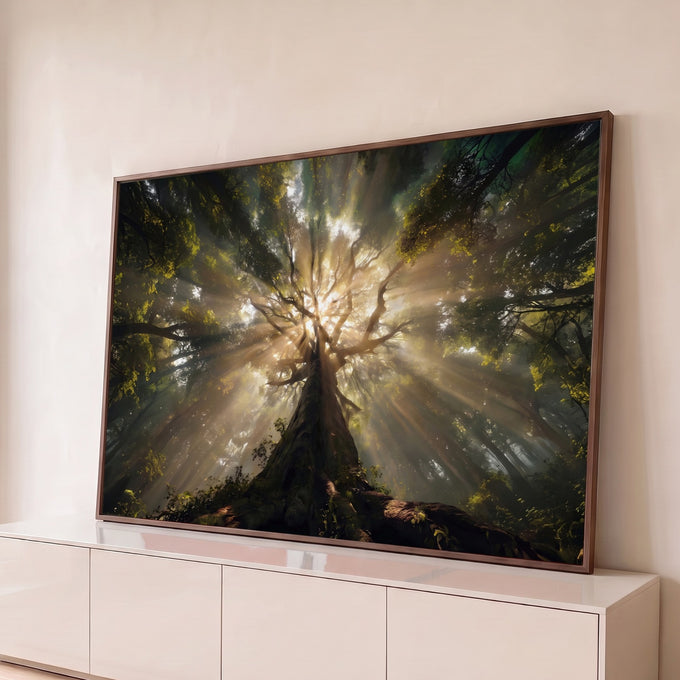 Quadro Decorativo Grande Árvore com Floresta para Sala Verde | quadros decorativos para sala | tronco de árvore visto de baixo com raios de sol atravessando a copa verde dourada | Porao dos Quadros