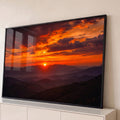 Quadro Decorativo Grande Pôr do Sol Montanhas para Sala | quadros decorativos para sala | pôr do sol laranja entre montanhas em silhueta com céu dramático | Porao dos Quadros