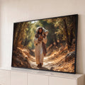 Quadro Decorativo Grande Jesus Bom Pastor para Sala Marrom | quadros decorativos para sala | homem de túnica branca carrega ovelha nos ombros em trilha arborizada | Porao dos Quadros