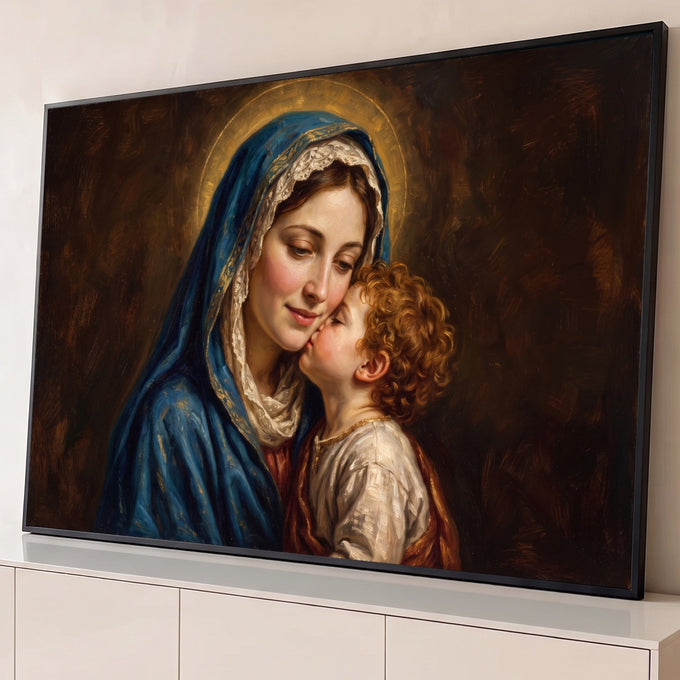 Quadro Decorativo Grande Nossa Senhora Classicismo para Sala | quadros decorativos para sala | mulher com véu azul e auréola dourada abraçando criança de cabelos cacheados ruivos | Porao dos Quadros