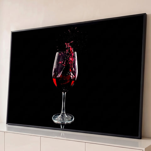 Quadro Decorativo Grande Taça Splash para Área Gourmet | quadros decorativos para sala | taça de vinho tinto com splash e gotas em fundo preto | Porao dos Quadros