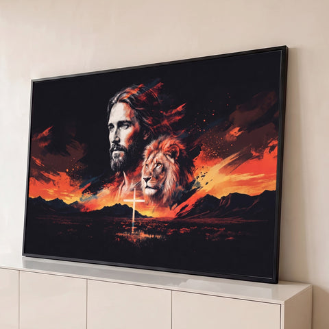 Rosto de Jesus ao lado de leão, cruz e montanhas sob céu laranja em fundo preto, quadro decorativo