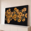 Quadro Decorativo Grande Girassóis Dourados para Sala Preto | quadros decorativos para sala | girassóis dourados em relevo texturizado sobre fundo preto em vaso de cerâmica | Porao dos Quadros