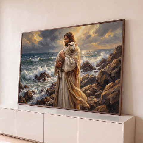 Jesus segurando cordeiro nos braços sobre rochas, mar agitado e céu dourado em óleo, quadro decorativo
