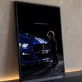 Quadro Decorativo Grande Criança Observando para Sala Preto | quadros decorativos para sala | criança em silhueta tocando capô de carro esportivo azul no escuro | Porao dos Quadros