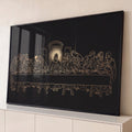 Santa Ceia em traço dourado fino sobre fundo preto, Jesus com auréola e apóstolos à mesa, quadro decorativo