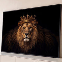Quadro Decorativo Grande Leão Rei Coroado para Sala Preto - Borda Infinita / 65x100cm