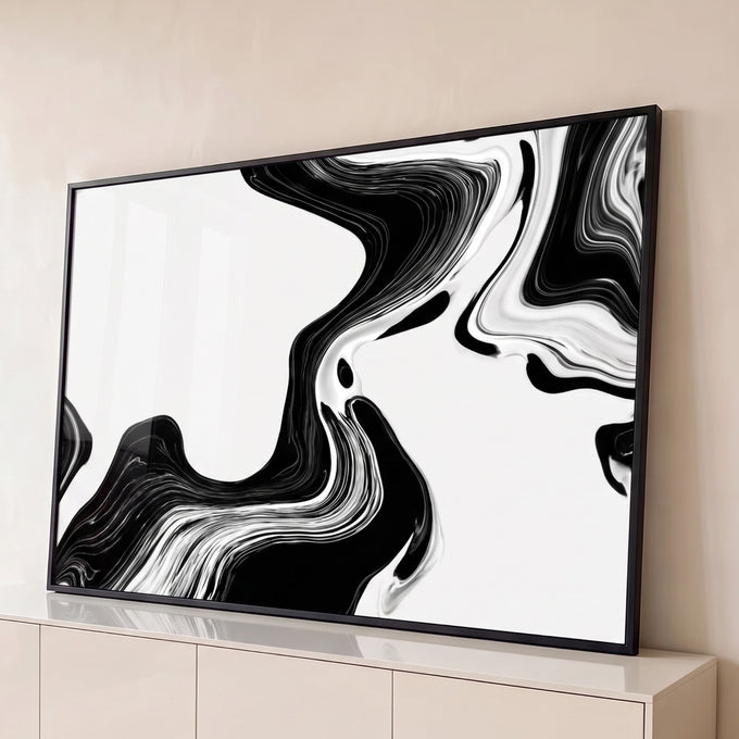 Curvas fluidas de tinta preta sobre fundo branco em alto contraste, abstrato quadro decorativo