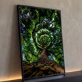 Quadro Decorativo Grande Copa de Árvore Verde para Sala | quadros decorativos para sala | vista de baixo da copa de uma árvore com tronco, galhos escuros e folhas verdes densas | Porao dos Quadros