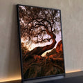 Quadro Decorativo Grande Árvore Retorcida para Sala Marrom | quadros decorativos para sala | árvore com tronco curvo e raízes expostas sob luz dourada de entardecer | Porao dos Quadros