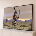 Figura Kachina com máscara de ave, cajado e penas em deserto com montanhas lilás, quadro decorativo