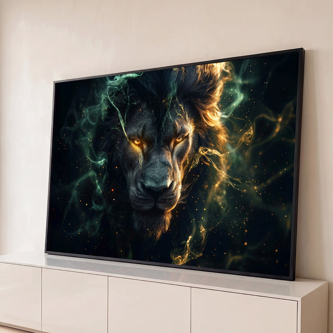 Quadro Decorativo Grande Leão com Olhos para Sala Preto | quadros decorativos para sala | leão com olhos dourados intensos cercado por fumaça verde e dourada | Porao dos Quadros
