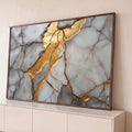 Quadro Decorativo Grande Mármore com Veios para Sala Branco | quadros decorativos para sala | textura de mármore branco com rachaduras preenchidas por dourado metálico | Porao dos Quadros