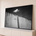 Quadro Decorativo Grande Escada e Nuvem para Sala Preto | quadros decorativos para sala | escada encostada em muro com palavra dream e nuvem solitária em preto e branco | Porao dos Quadros