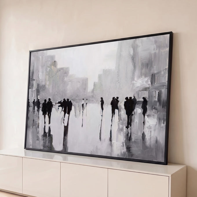 Quadro Decorativo Grande Silhuetas Urbanas para Sala Preto | quadros decorativos para sala | silhuetas pretas de pessoas caminhando em avenida cinza com prédios borrados | Porao dos Quadros