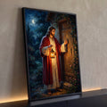 Quadro Decorativo Grande Jesus Batendo para Sala Vermelho | quadros decorativos para sala | homem de manto vermelho batendo à porta com lanterna sob luar | Porao dos Quadros