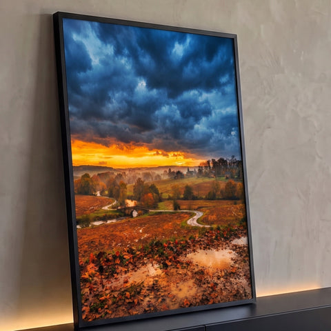 Paisagem de outono com céu de tempestade, pôr do sol, estrada sinuosa e ponte de pedra, quadro decorativo