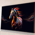 Quadro Decorativo Grande Cavalo com Crina para Sala Preto | quadros decorativos para sala | cavalo em fundo preto com crina em mechas coloridas de vermelho, azul e laranja | Porao dos Quadros