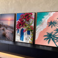 Quadro Decorativo Kit 3 Telas Praia Casa para Sala Rosa | quadros decorativos para sala | tríptico com pôr do sol na praia, casa branca de porta azul e vista aérea de praia rosa | Porao dos Quadros