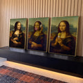Quadro Decorativo Kit 3 Telas Mona Lisa para Sala Marrom | quadros decorativos para sala | três Mona Lisas com taça de espumante, fone de ouvido e sorvete de pistache | Porao dos Quadros