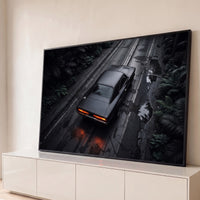 Quadro Decorativo Grande Muscle Car na Selva para Sala Preto - Borda Infinita / 65x100cm