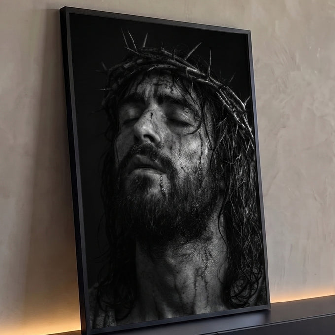 Quadro Decorativo Grande Jesus Espinhos para Sala Preto | quadros decorativos para sala | retrato de Jesus Cristo em preto e branco com coroa de espinhos e olhos fechados | Porao dos Quadros