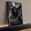 Quadro Decorativo Grande Jesus Cristo Cruz para Sala | quadros decorativos para sala | homem com coroa de espinhos carregando cruz de madeira, imagem em preto e branco | Porao dos Quadros