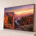 Quadro Decorativo Grande Cânion ao Pôr do Sol para Sala | quadros decorativos para sala | cânion com rio sinuoso ao entardecer, céu roxo e laranja, rochas avermelhadas | Porao dos Quadros