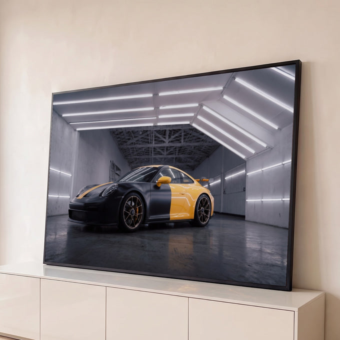 Quadro Decorativo Grande Carro Amarelo para Sala Preto | quadros decorativos para sala | carro esportivo preto e amarelo em garagem iluminada por faixas de led | Porao dos Quadros