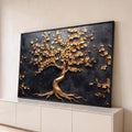 Quadro Decorativo Grande Árvore Dourada Relevo para Sala | quadros decorativos para sala | árvore dourada em relevo com flores sobre fundo preto texturizado | Porao dos Quadros