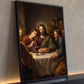 Santa Ceia estilo óleo, Jesus parte o pão com apóstolos, cálice de vinho e vela acesa, quadro decorativo