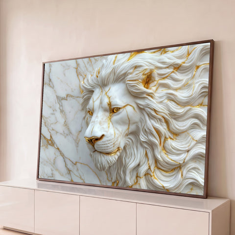 Cabeça de leão esculpida em mármore branco com veios e olhos dourados em relevo, quadro decorativo