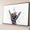 Quadro Decorativo Grande Mão com Gesto Hang para Sala Preto | quadros decorativos para sala | mão fazendo sinal hang loose coberta de grafite colorido sobre fundo branco respingado | Porao dos Quadros