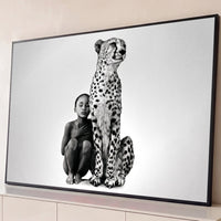 Quadro Decorativo Grande Criança Encostada para Sala Preto - Borda Infinita / 65x100cm