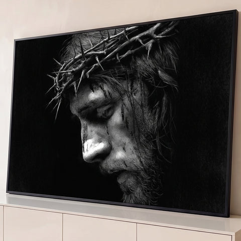 Jesus Cristo de perfil com coroa de espinhos e olhos fechados em preto e branco, quadro decorativo