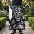 Quadro Decorativo Leopardo em Preto e Branco com Folhagem em nas maos - quadros decorativos para sala