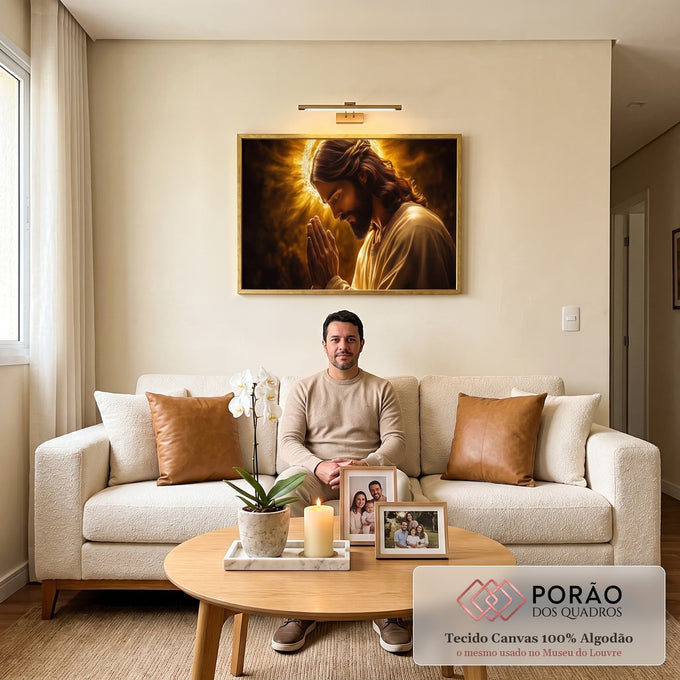 Quadro Decorativo A graça de Jesus Cristo em sala de estar moderna - quadros decorativos para sala