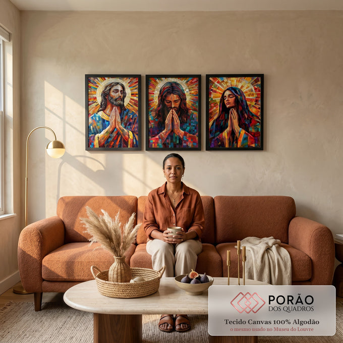 Quadro Decorativo Abstrato de Jesus, Maria e José em sala de estar moderna - quadros decorativos para sala