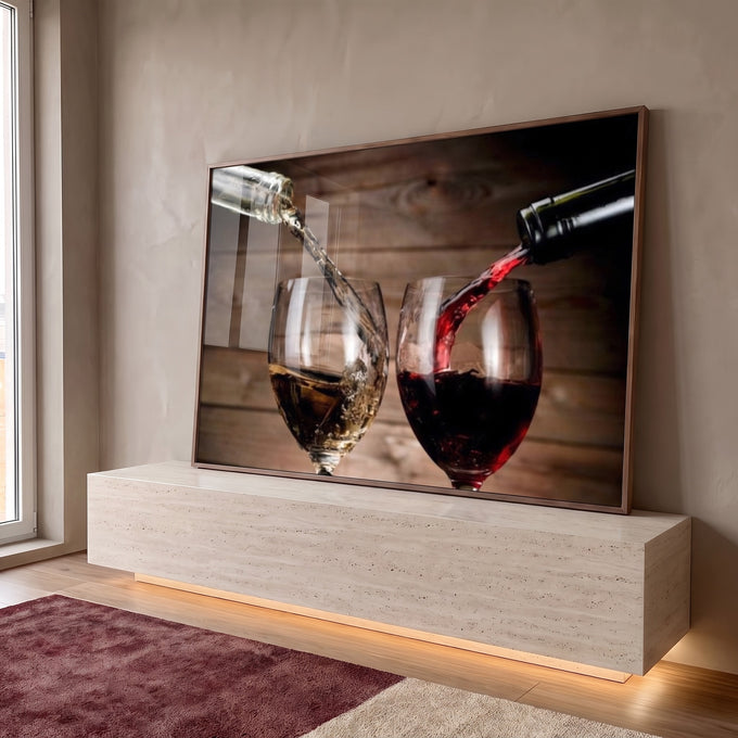 Quadro Decorativo: Brinde Íntimo em Adega Rústica em ambiente decorado - quadros decorativos para sala